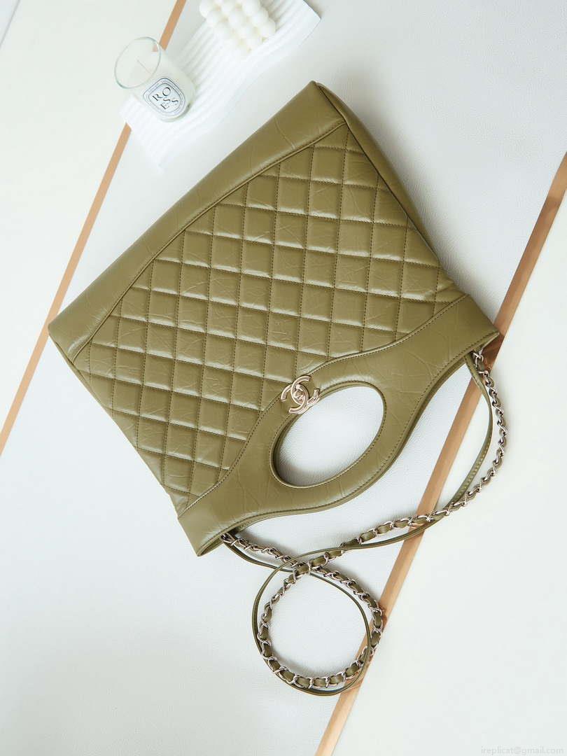 Chanel AS1010 31 Larage Shopping Bag Shiny Lambskin Green