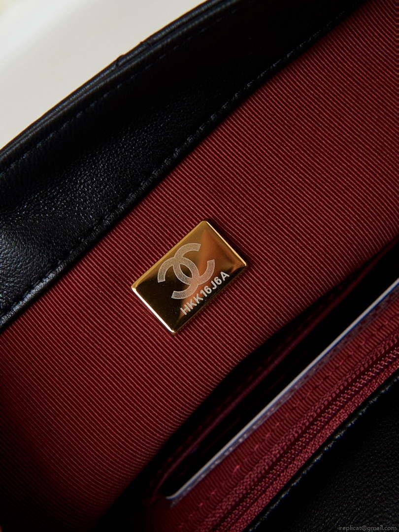 Chanel AS4231 Small Flap Bag Lambskin Black