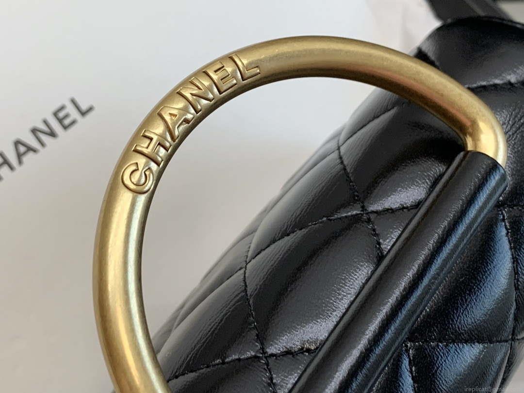Chanel AP3484 CLUTCH WITH CHAIN Shiny Lambskin & Gold-Tone Metal