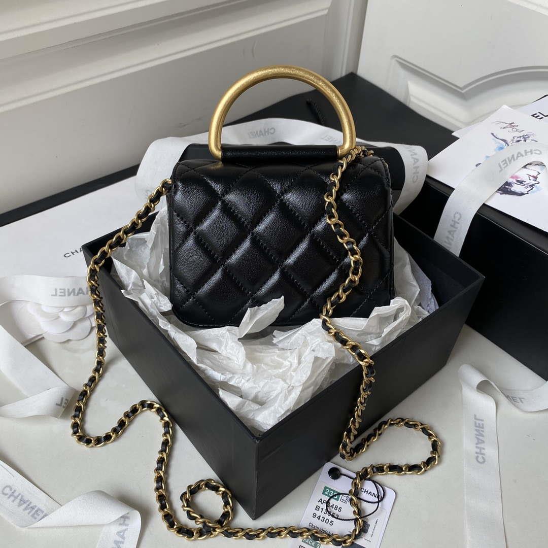 Chanel AP3485 Clutch With Chain Shiny Lambskin & Gold-Tone Metal Black
