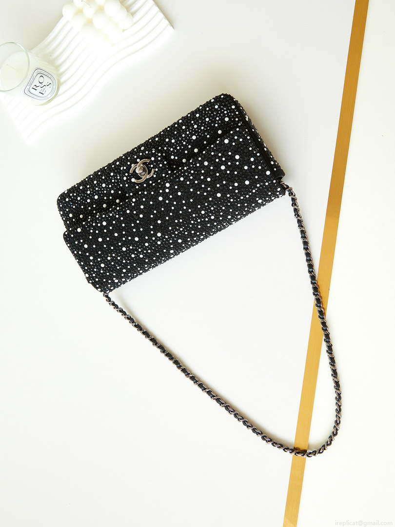Chanel AS4372 Clutch Bag Strass Crystal Pearls & Ruthenium-Finish Metal