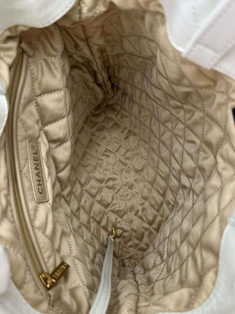 Chanel 22 Backpack AS3859 Shiny White Calfskin With Gold