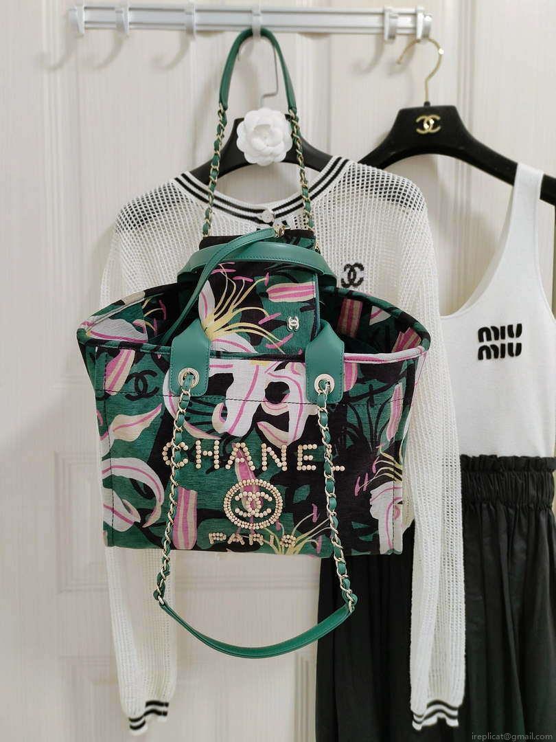 Chanel A66941 Large Tote Printed Velvet Wooden Pearls & Gold-Tone Metal Green & Multicolour