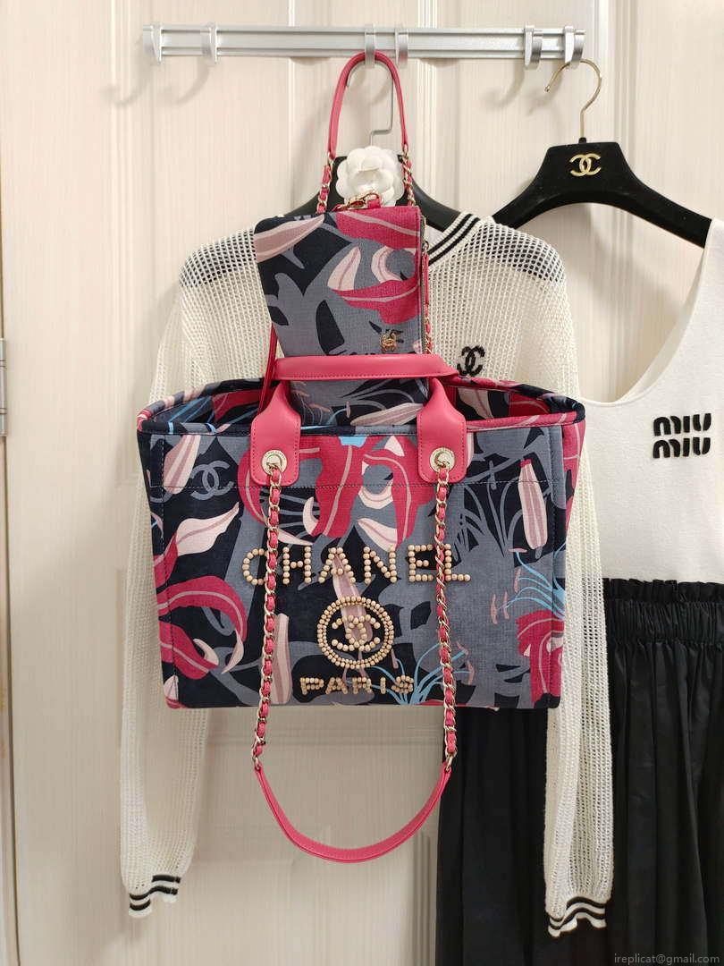 Chanel A66941 Medium Tote Printed Velvet Wooden Pearls & Gold-Tone Metal Red & Multicolour