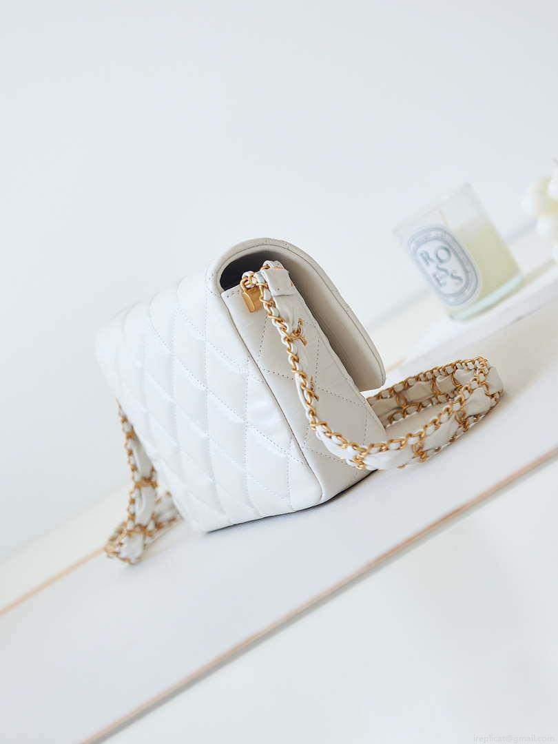 Chanel AS4423 Flap Lambskin bag White