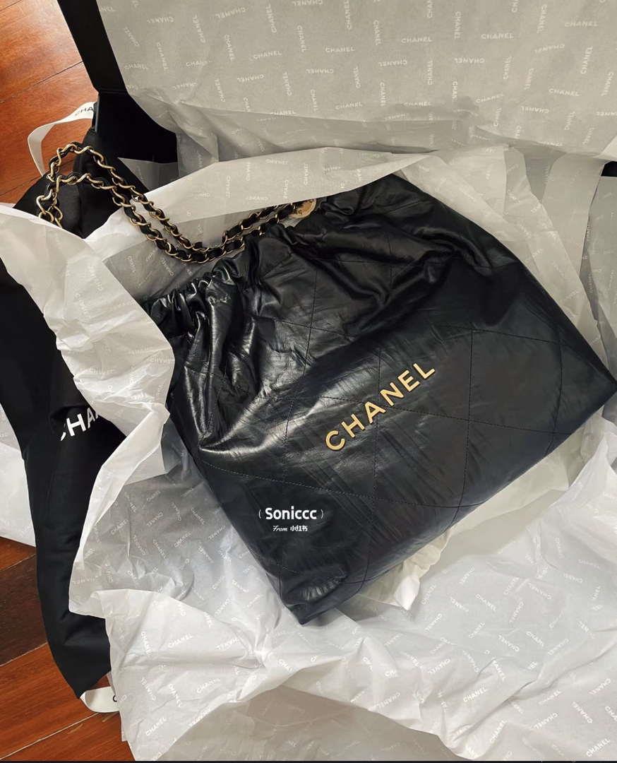 Chanel 22 Handbag AS3261 Wrinkled Calfskin leather Black Gold