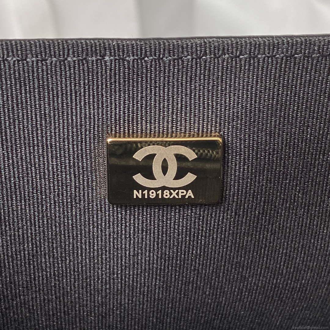 Chanel AS4051 Flap Bag Lambskin Gold Metal Black