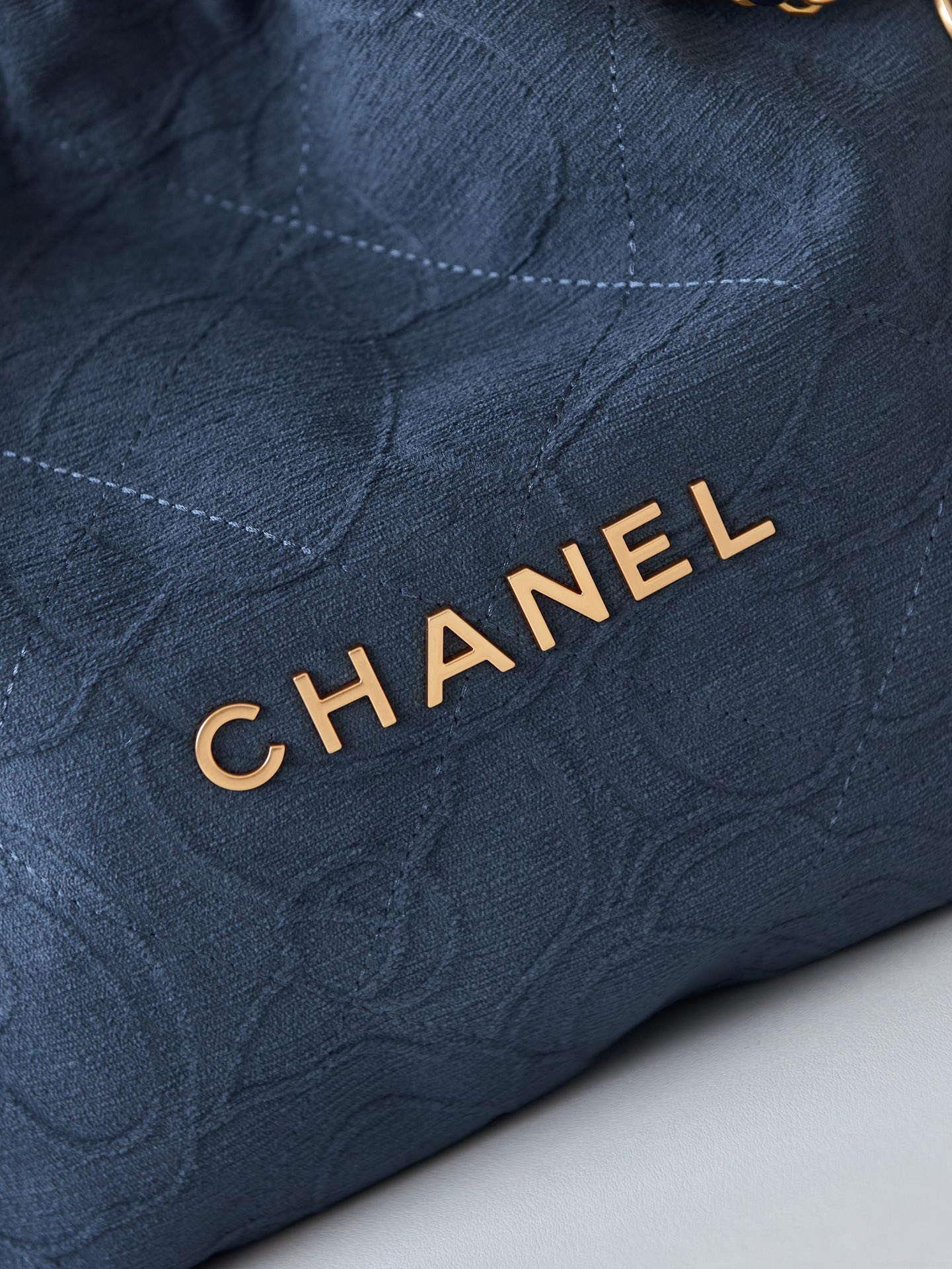 Chanel 22 AS3260 Small Handbag Velvet Navy Blue Gold