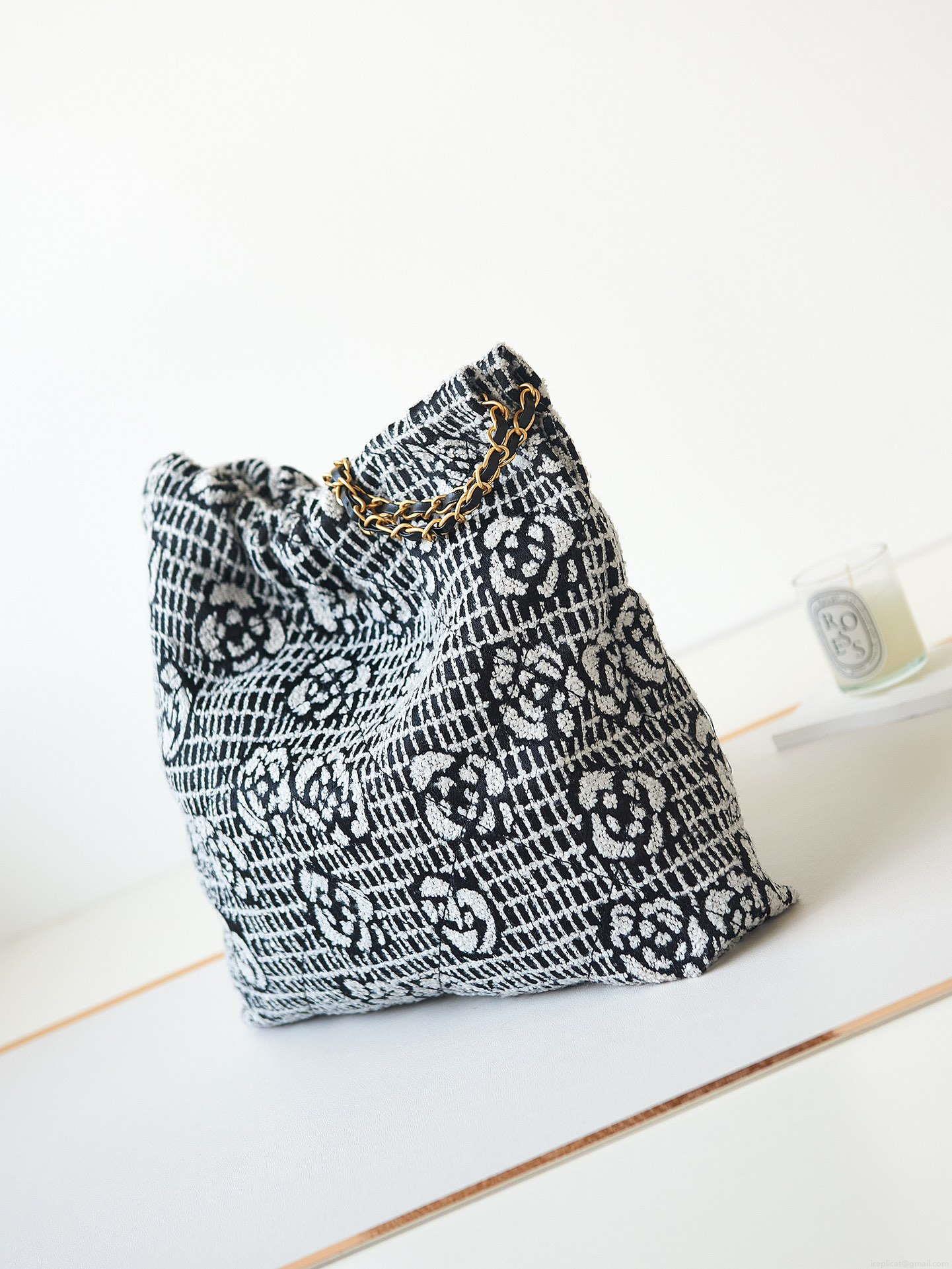 Chanel 22 Handbag Shiny AS3261 White & Black Velvet Gold