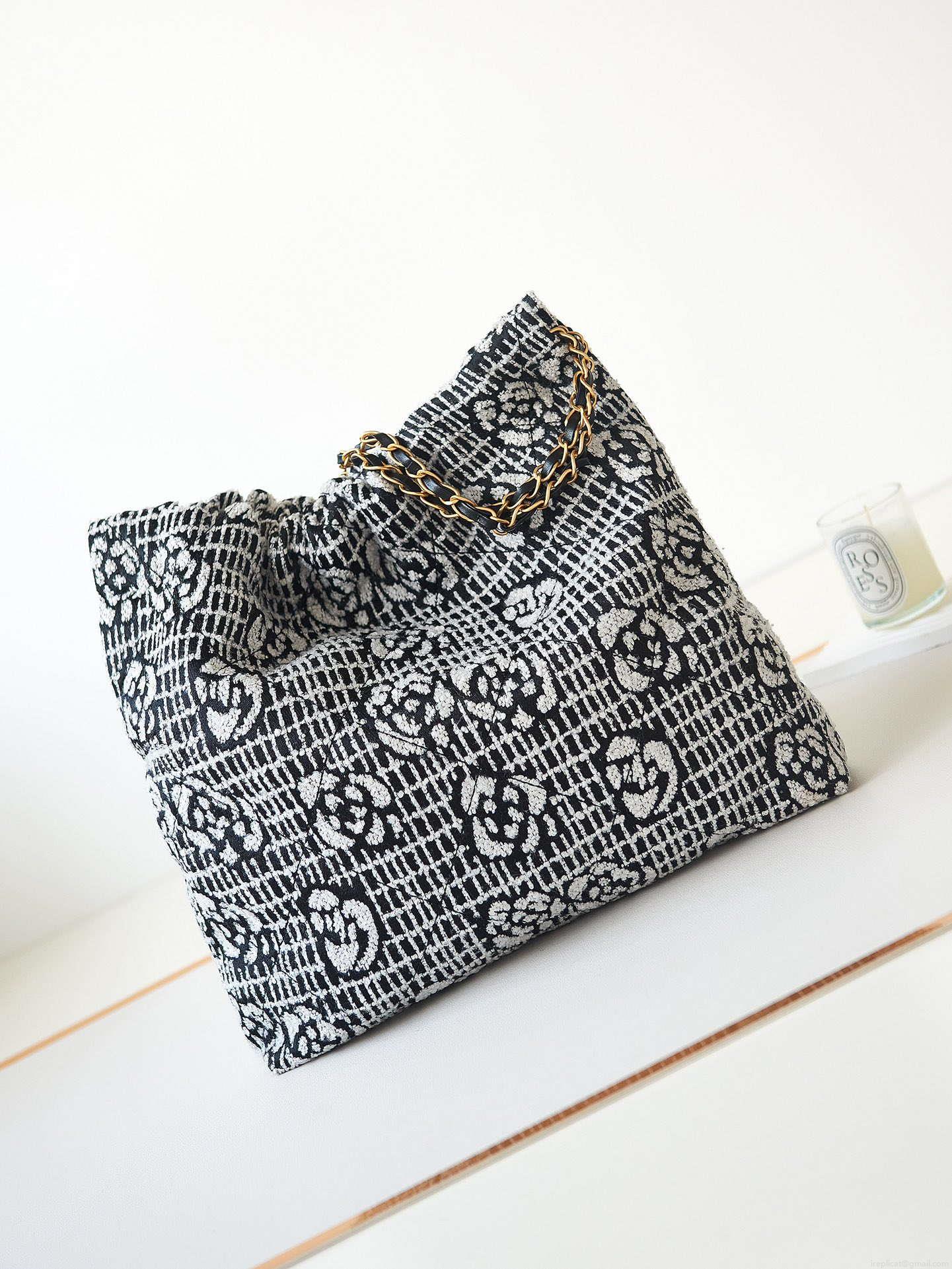 Chanel 22 Handbag Shiny AS3261 White & Black Velvet Gold
