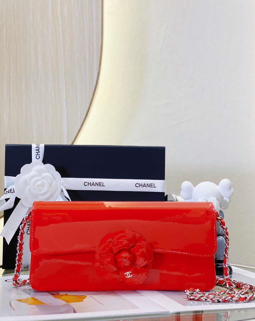 Chanel AS4498 Clutch Flap Bag Patent Calfskin & Gold Metal Red