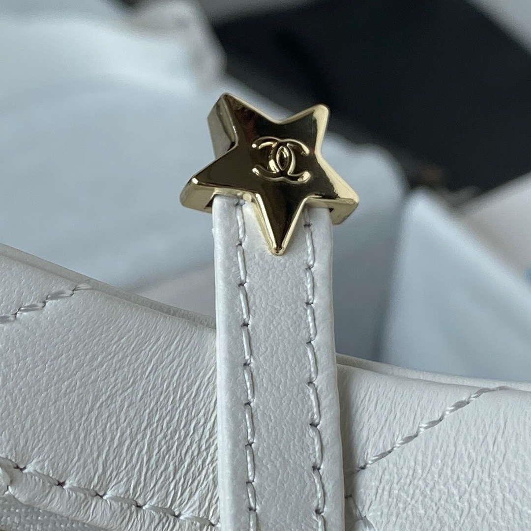 Chanel AS4579 Star Handbag metallic Lambskin gold metal Whtie