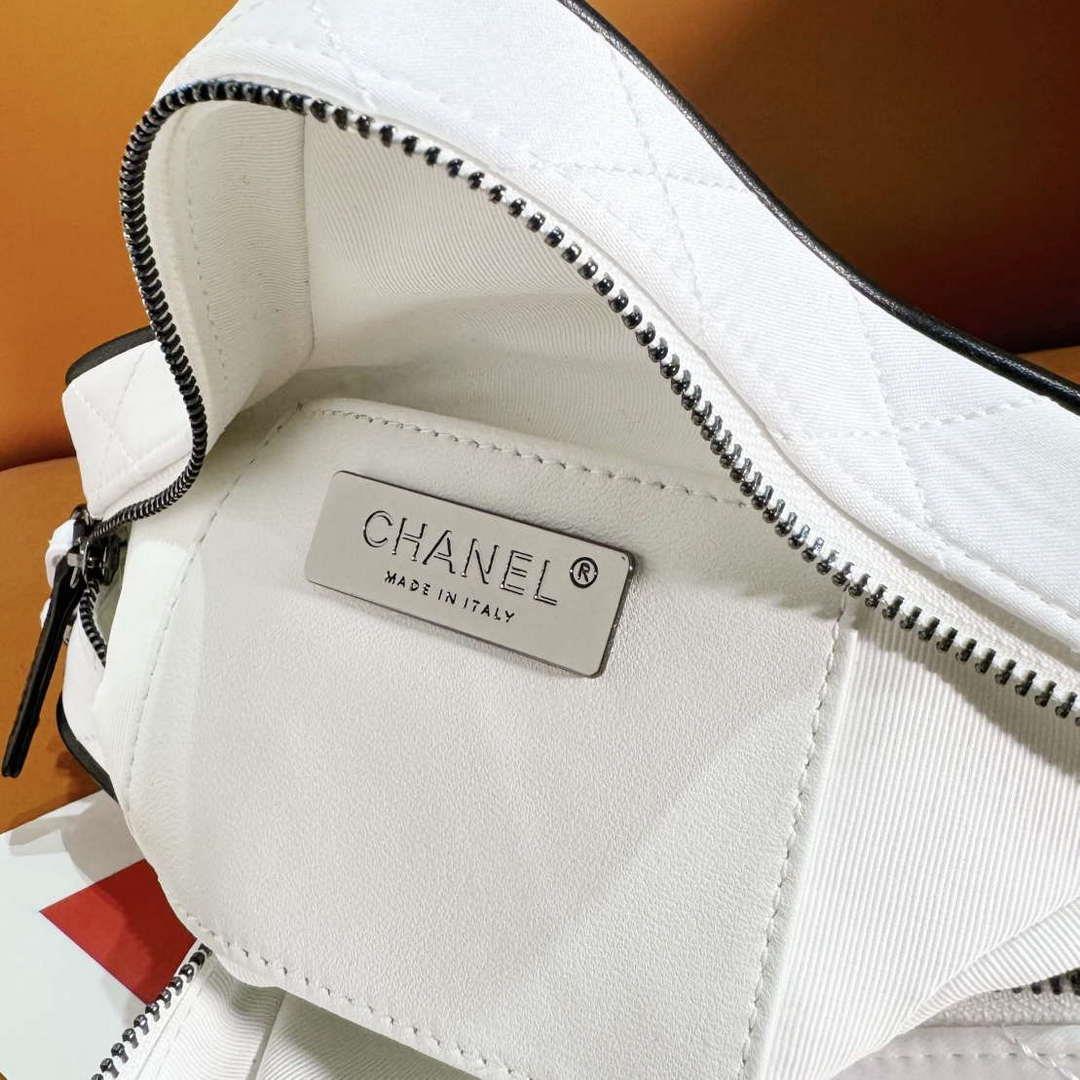 Chanel AS4579 Star Handbag Satin & Black-tone metal White