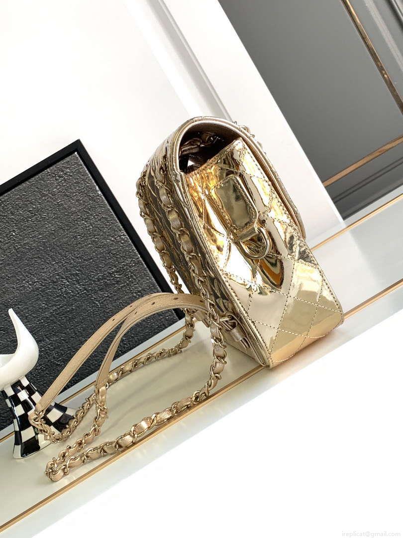 Chanel AS4649 BACKPACK & Star Coin Purse Metallic Calfskin & Gold-Tone Metal Light Gold