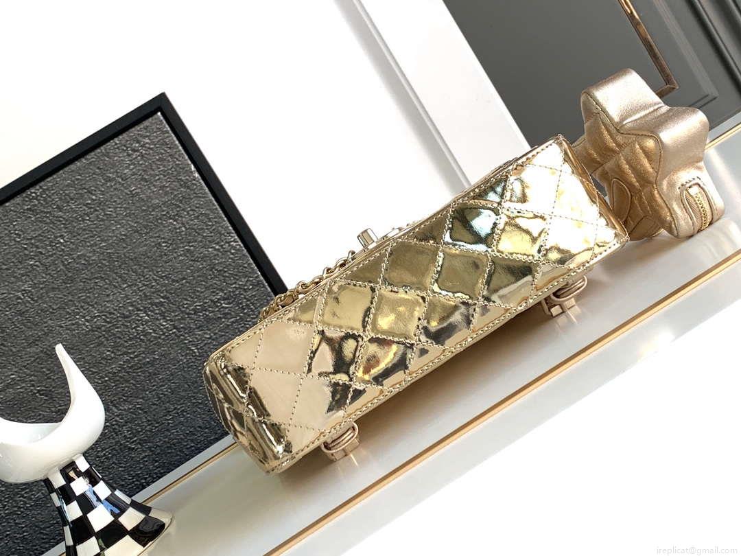 Chanel AS4649 BACKPACK & Star Coin Purse Metallic Calfskin & Gold-Tone Metal Light Gold
