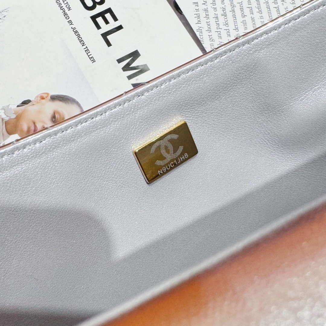 Chanel AS4649 BACKPACK & Star Coin Purse Metallic Calfskin & Gold-Tone Metal Silver