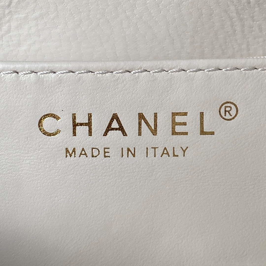 Chanel AS4609 Small Messenger bag Lambskin White