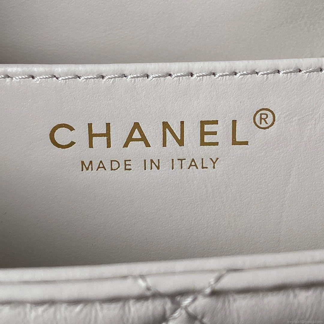 Chanel AS4610 Messenger bag Lambskin White