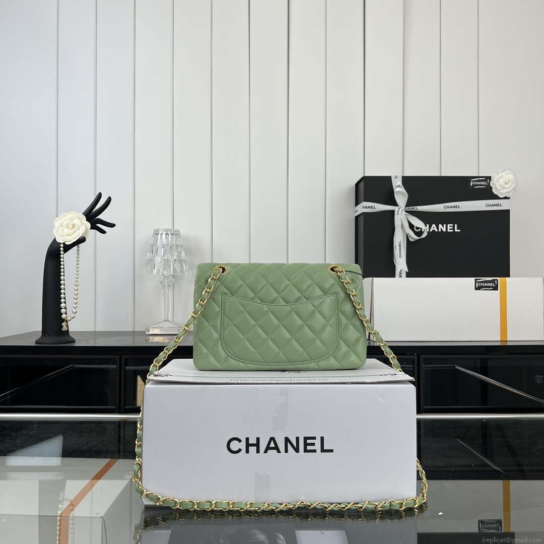 Chanel A01117 Flap Handbag Classic Bag Green Lambskin