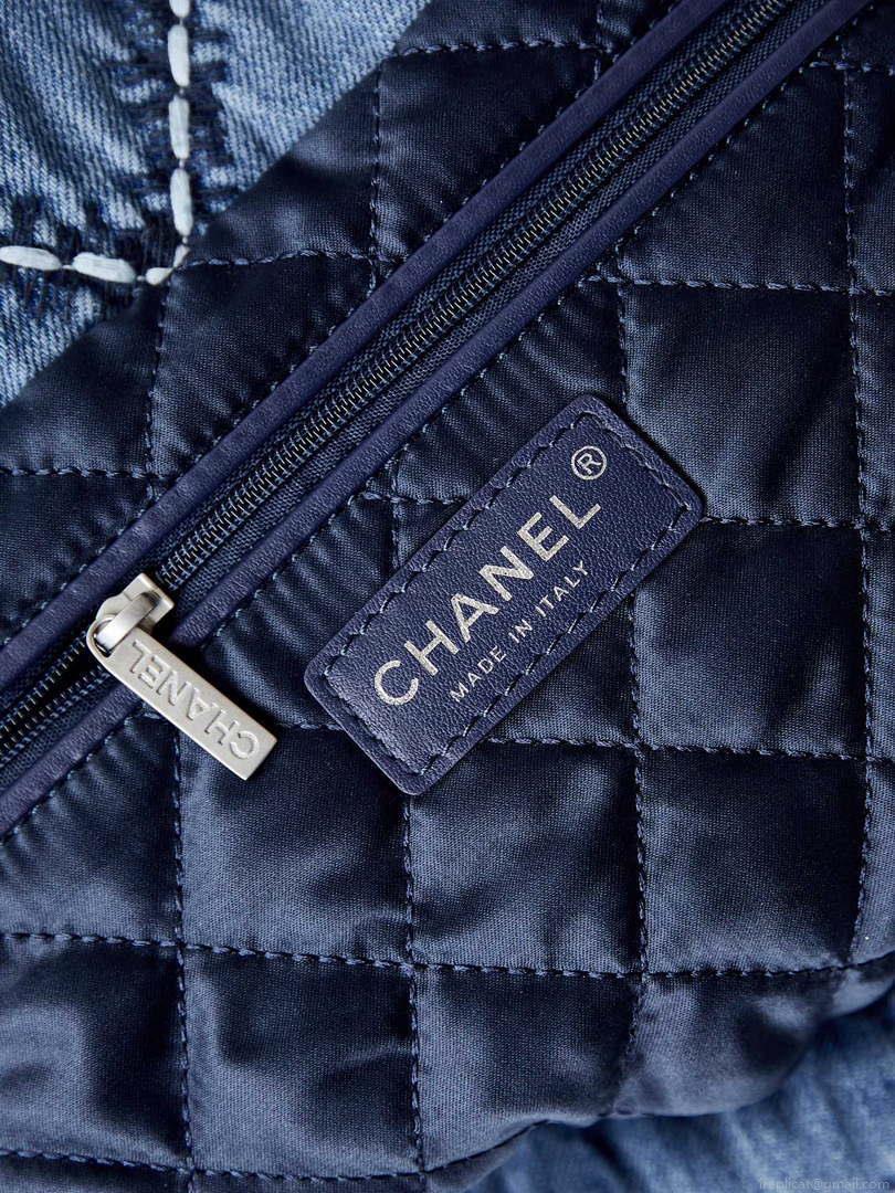 Chanel AS3260 22 Small Handbag Silver Tone-Metal Canvas Blue Denim