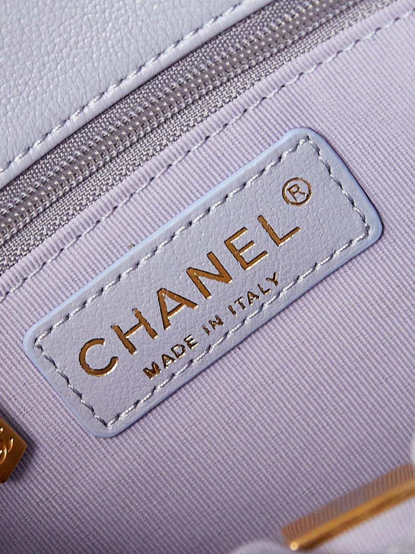 Chanel AS4743 Hobo Handbag Shiny Calfskin & Gold-Tone Metal Light Purple