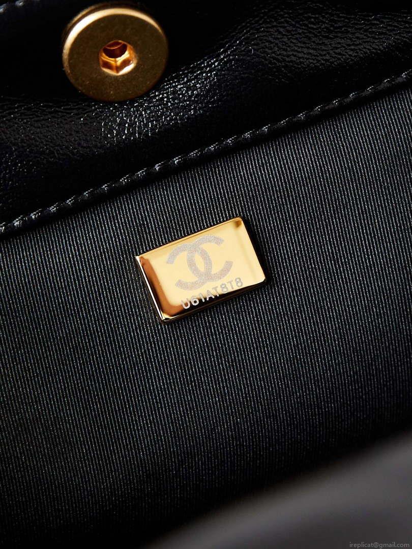 Chanel AS4668 Large Hobo Bag Shiny Calfskin & Gold-Tone Metal Black