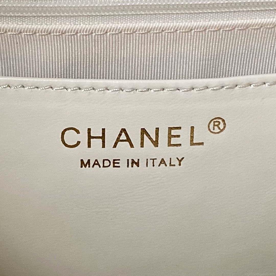 Chanel AS4777 24P New Hobo Bag White Lambskin