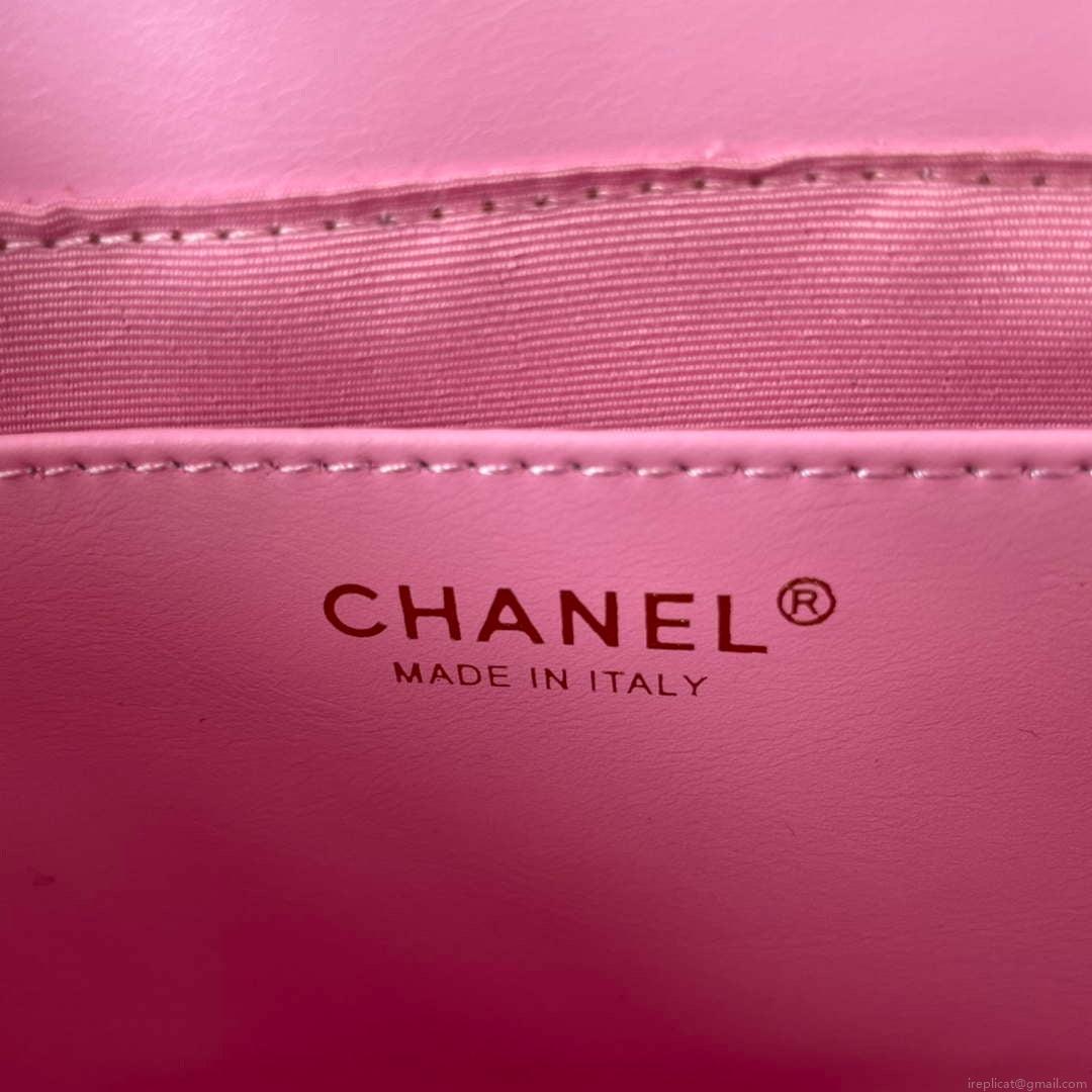 Chanel Messenger Bag Calfskin & Gold-Tone Metal AS4845 Pink Lambskin