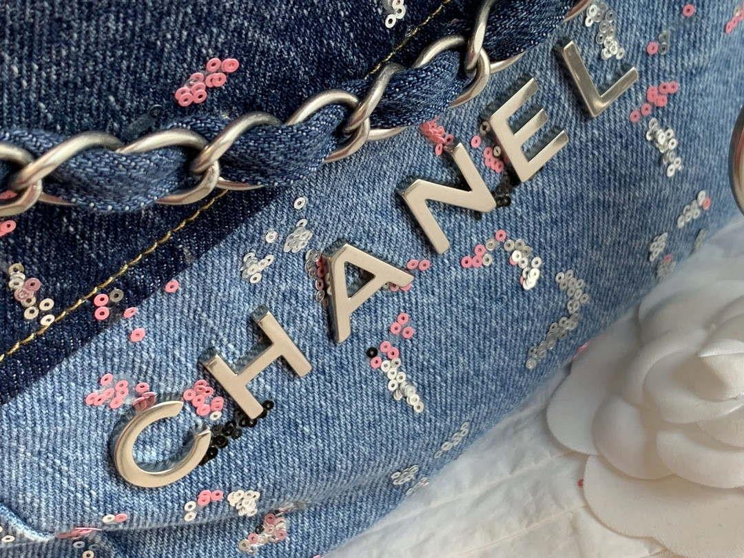 Chanel AS3261 22 Handbag Washed Denim & Silver-Tone Metal Blue Multicolor