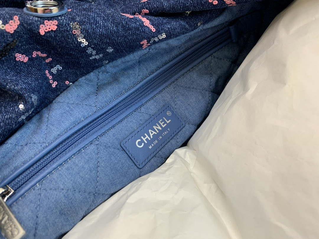 Chanel AS3261 22 Handbag Washed Denim & Silver-Tone Metal Blue Multicolor