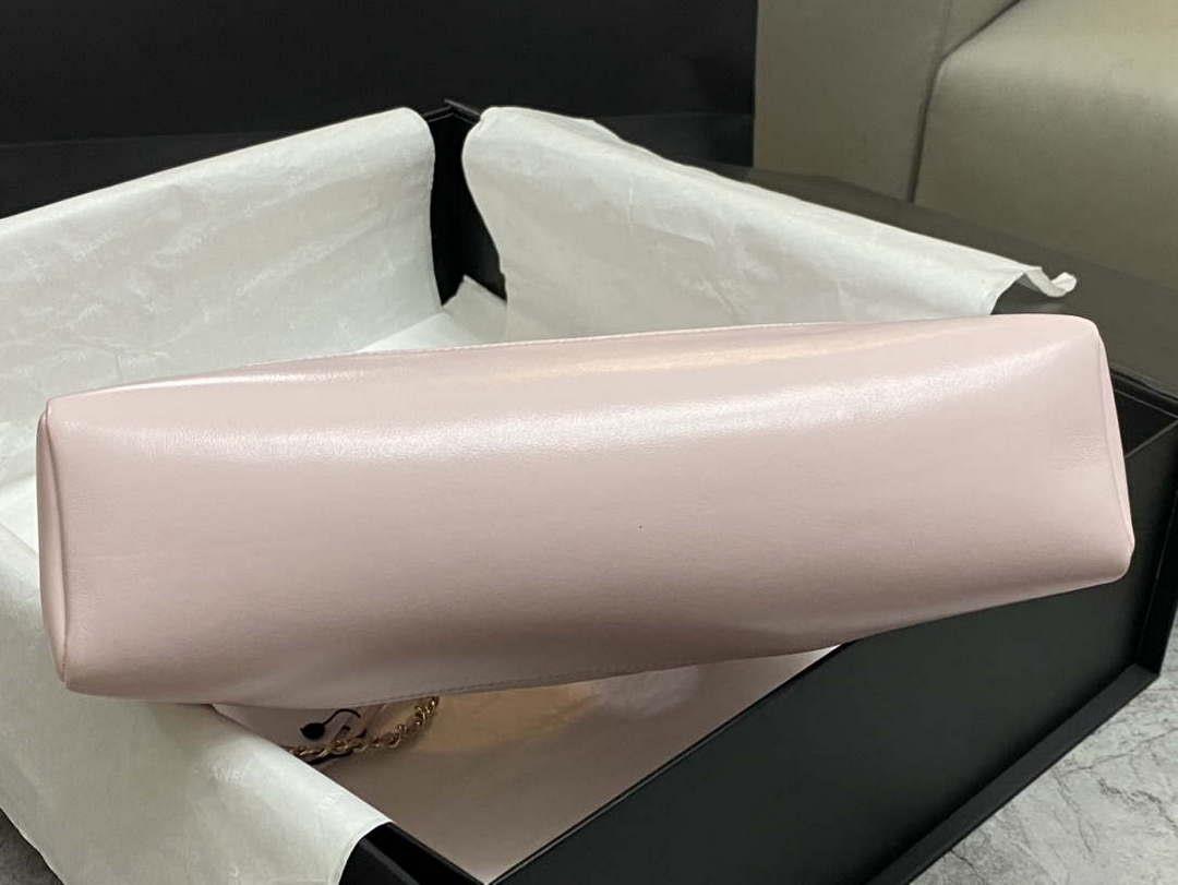 Chanel AS4853 Shopping Bag Shiny Lambskin & Gold-Tone Metal Light Pink