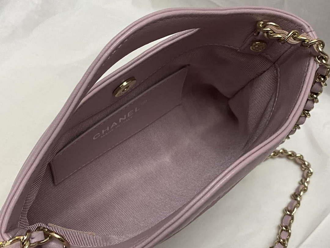 Chanel AP3656 Small Shopping Bag Shiny Lambskin & Gold-Tone Metal Light Pink