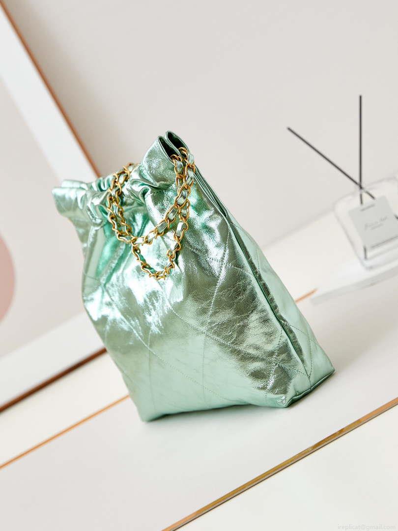 Chanel 22 Small Handbag Fantasy color Calfskin & Gold-Tone Metal AS3260 Green