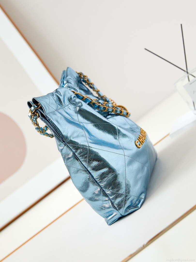 Chanel 22 Small Handbag Fantasy color Calfskin & Gold-Tone Metal AS3260 Blue