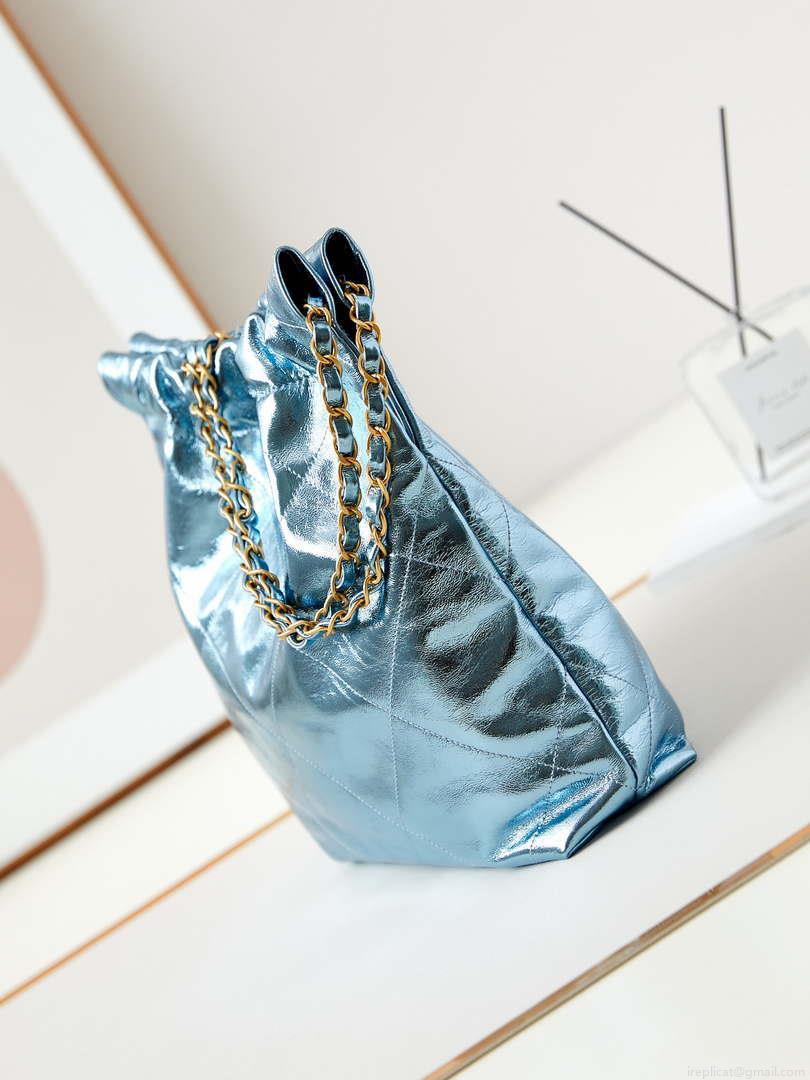 Chanel 22 Small Handbag Fantasy color Calfskin & Gold-Tone Metal AS3260 Blue