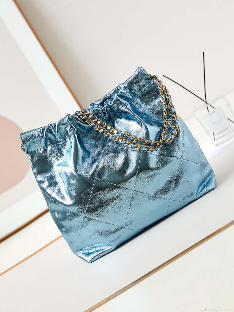 Chanel 22 Small Handbag Fantasy color Calfskin & Gold-Tone Metal AS3260 Blue