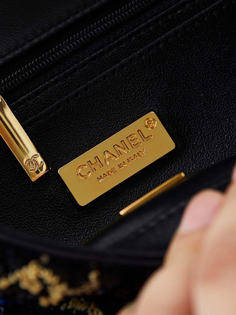 Chanel 24S AS4561 Flap Bag Sequins Gold-Tone Metal Multicolor CC LOGO