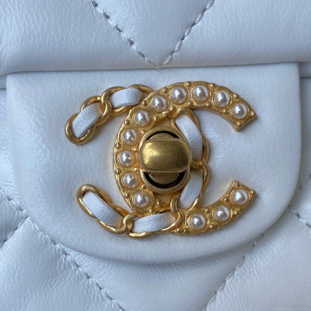 Chanel AS2563 Flap Bag Lambskin Gold White
