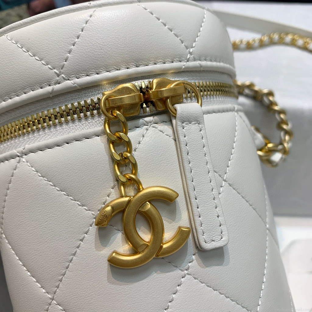 Chanel AS2735 Small Vanity Case Lambskin Gold White