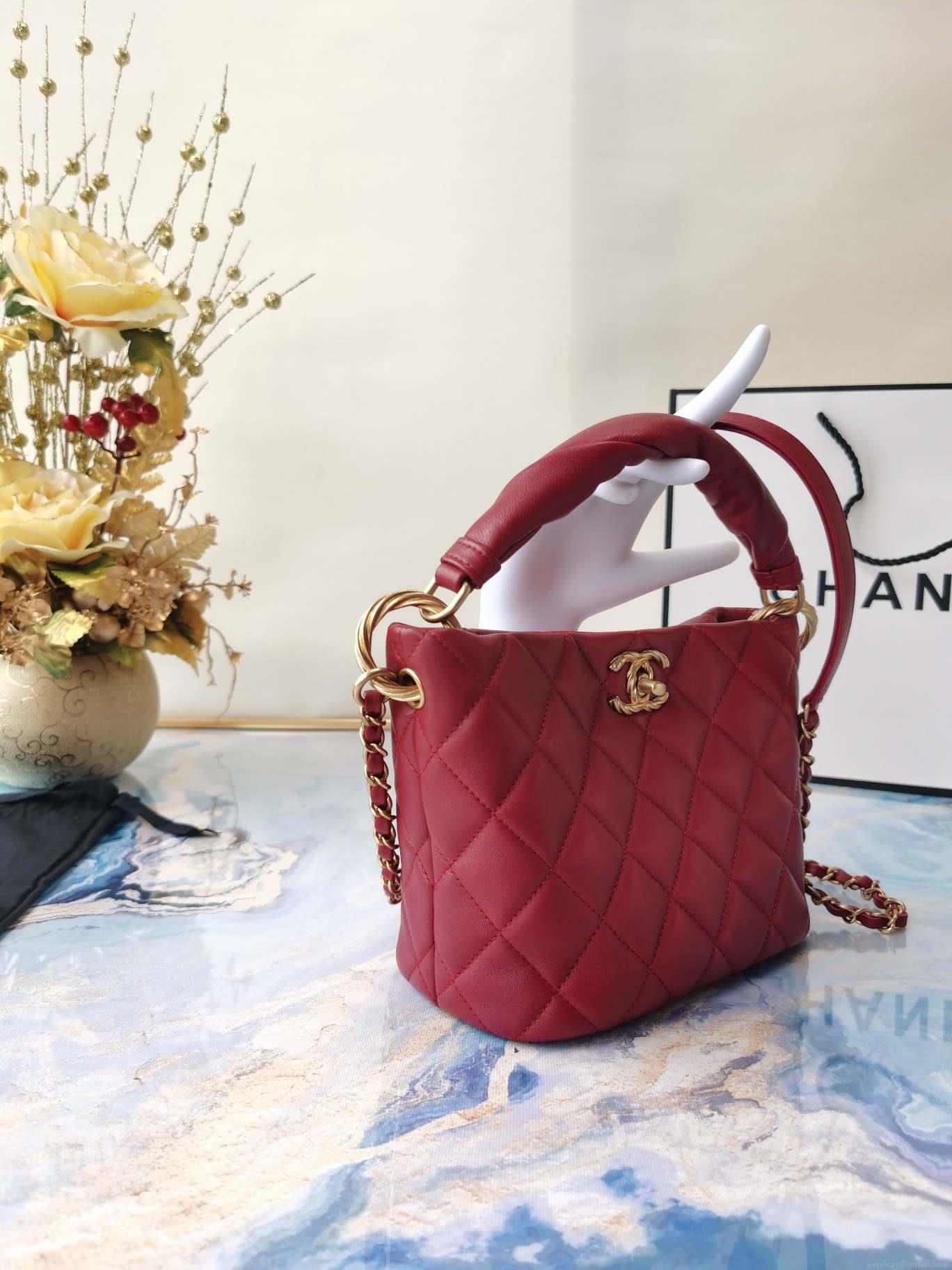 Chanel as2989 Chain lambskin bag with top handle red