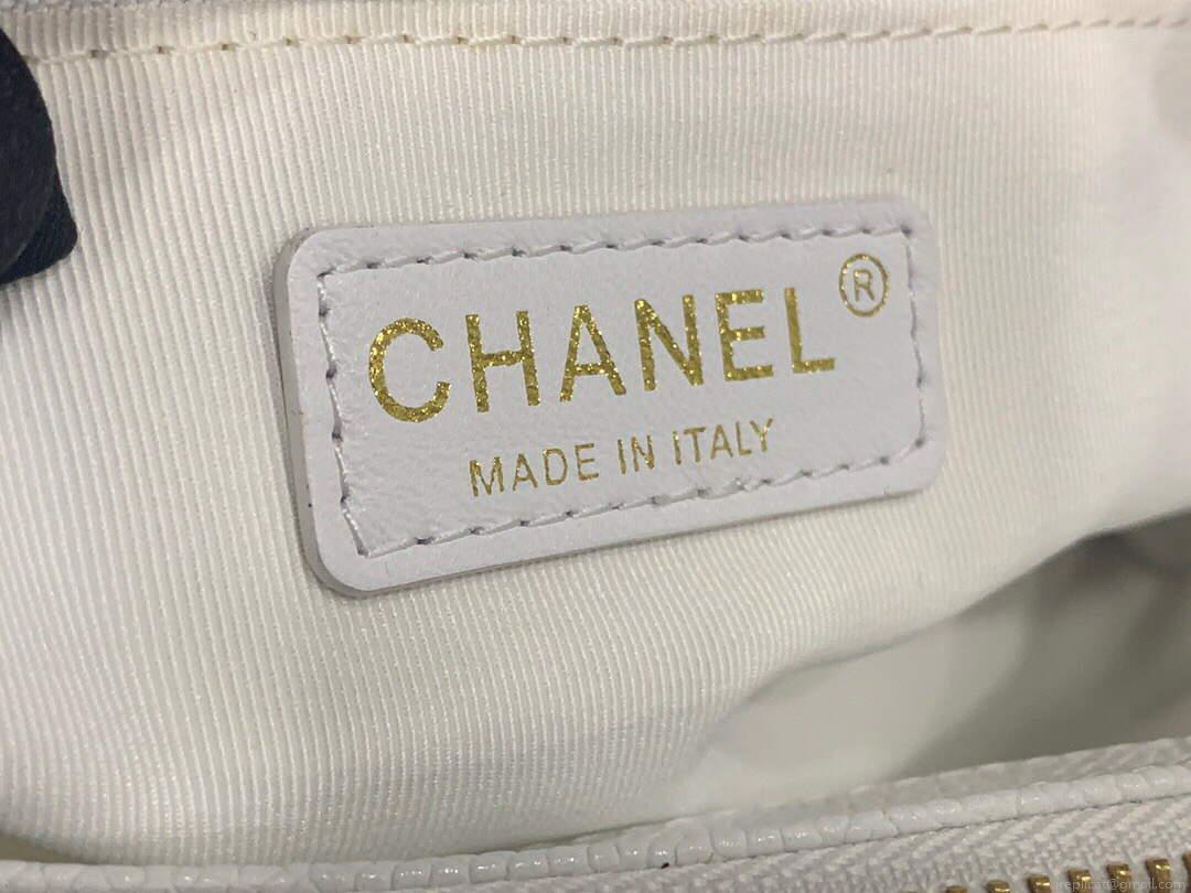 Chanel A50995 Matelasse GST Chain Tote bag caviar Calfskin leather White Gold