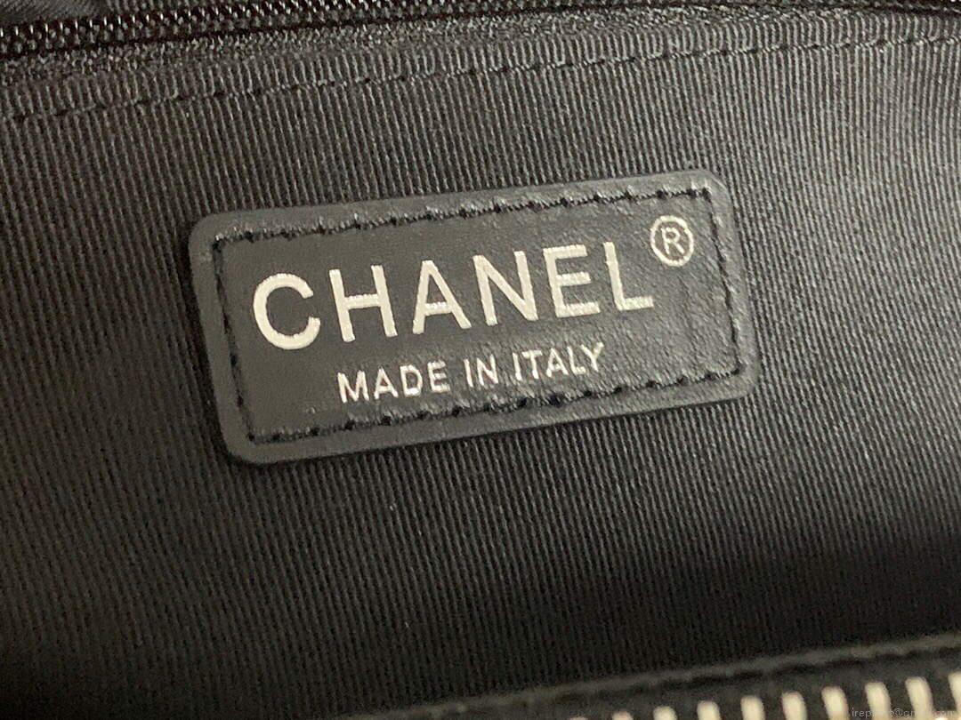 Chanel A50995 Matelasse GST Chain Tote bag caviar Calfskin leather Black Silver