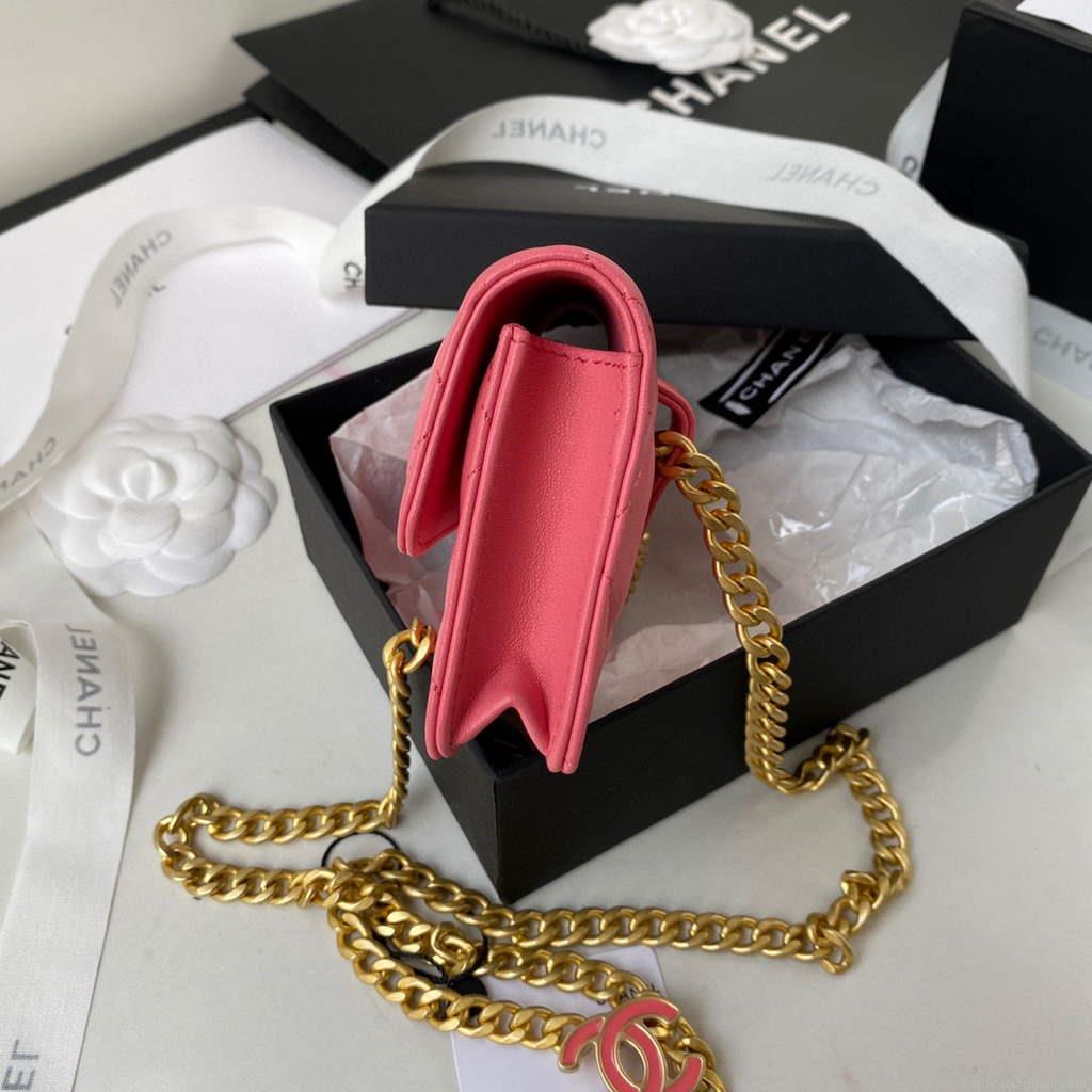 Chanel AP2635 Clutch With Chain Lambskin Pink