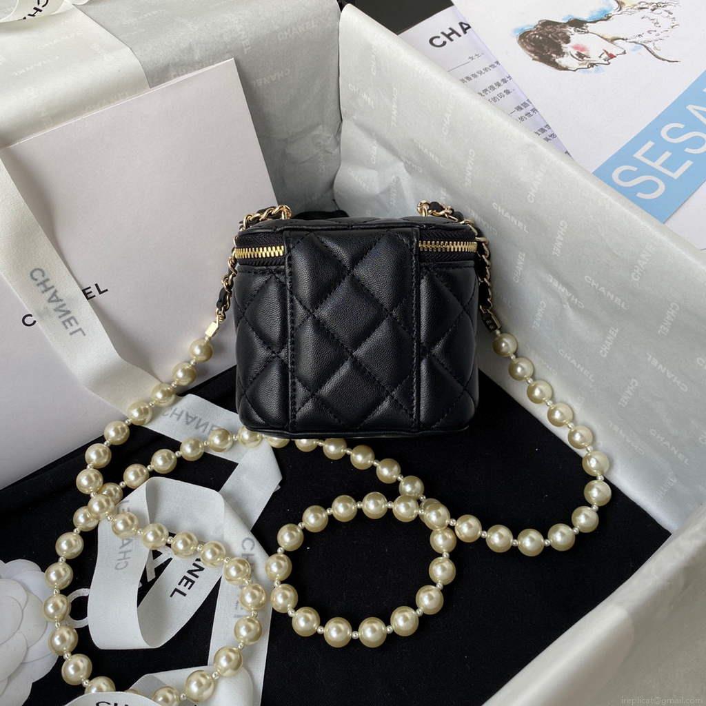 Chanel AP2581 Small Vanity with Chain lambskin Black