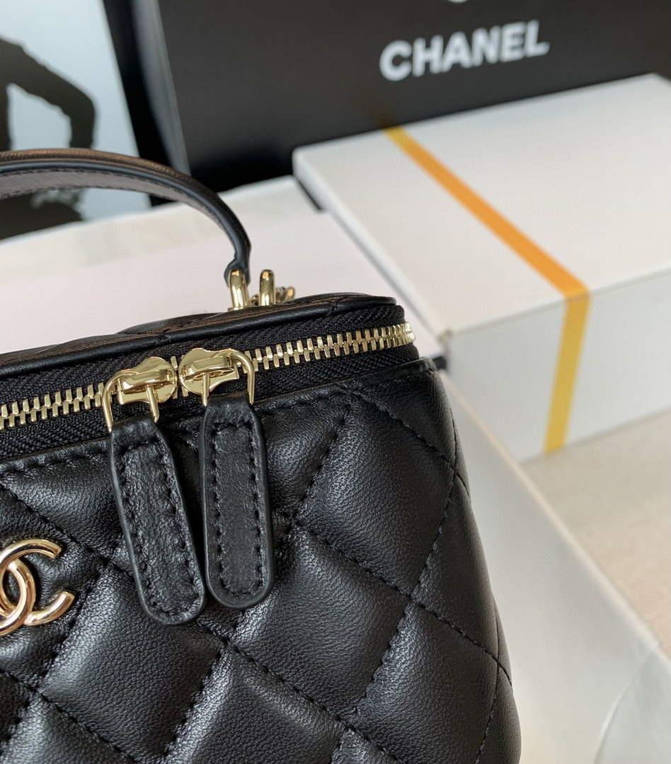 Chanel AP2550 Vanity with Chain Goatskin Black