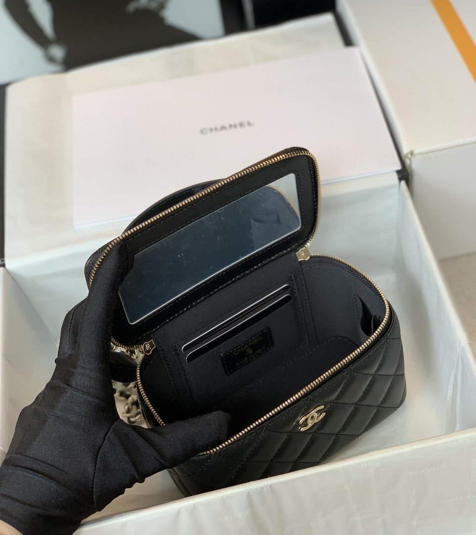 Chanel AP2550 Vanity with Chain Goatskin Black