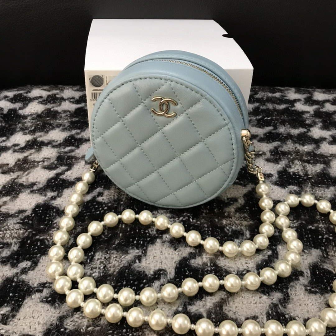 Chanel A68055 Chanel clutch with chain Round Bag Lambskin Blue
