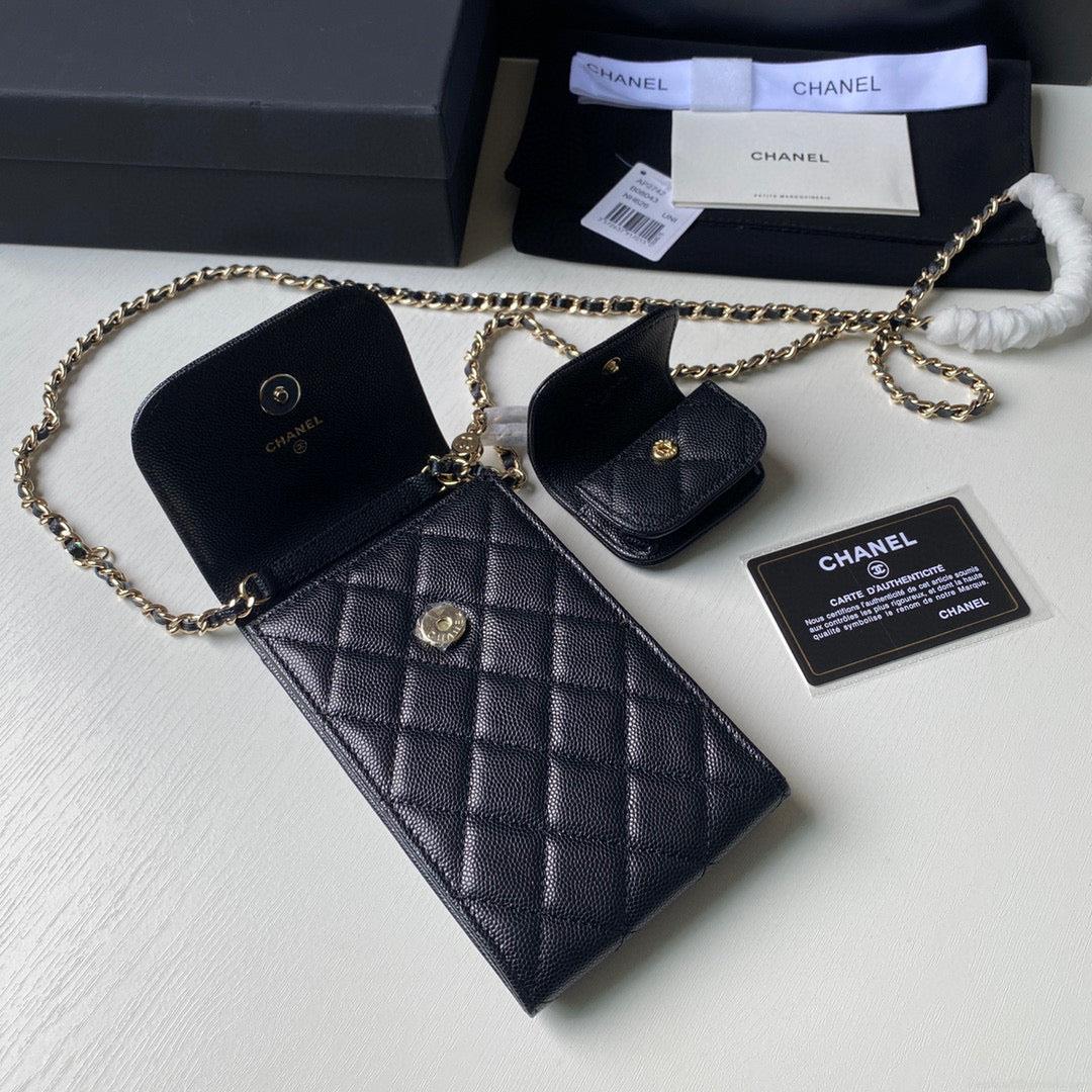 Chanel Phone Airpods Pro Case with Chain Grained Shiny AP2740 black
