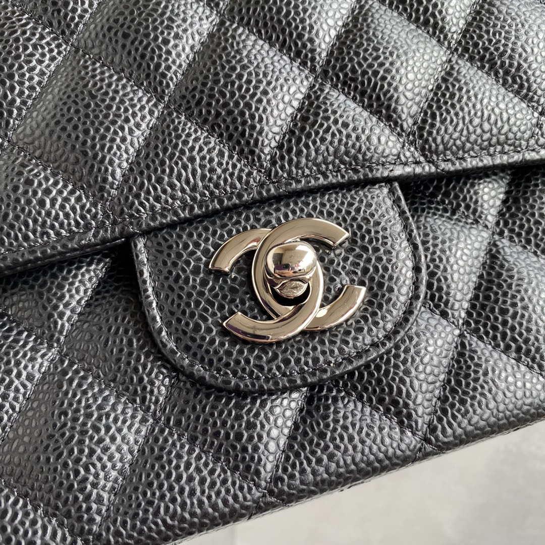 Chanel A01112 Flap Handbag Classic bag Grained shiny Calfskin Black Silver