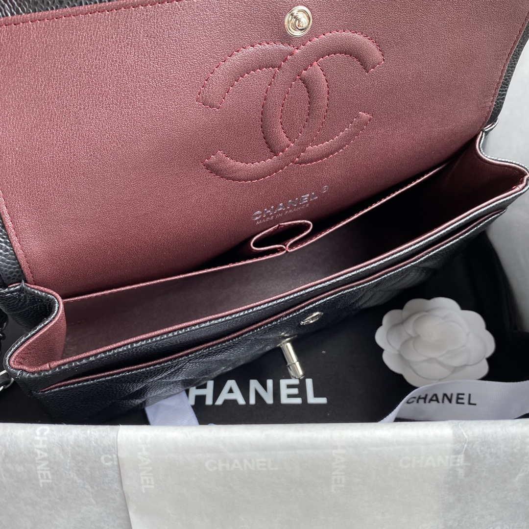 Chanel A01112 Flap Handbag Classic bag Grained shiny Calfskin Black Silver